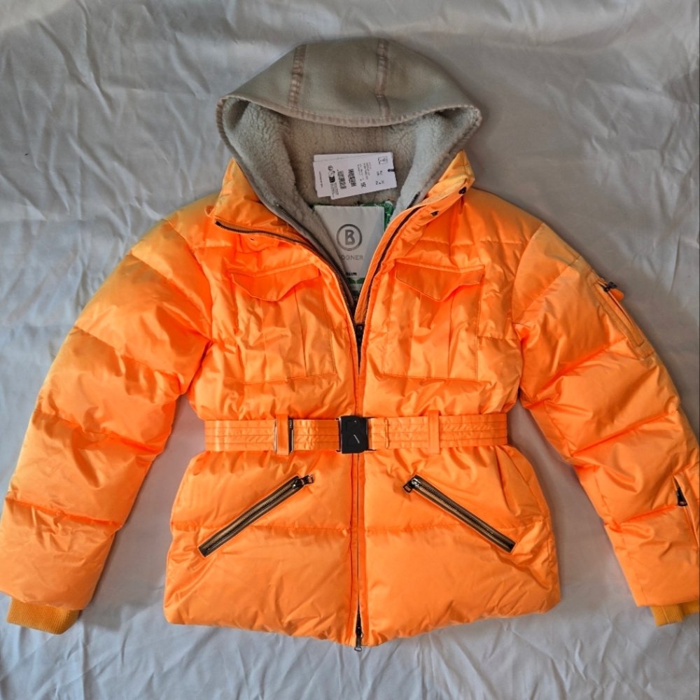 Bogner Adele-LD Ski Jacket In Orange. US Size 4, XS. FABRIC DISCOLORATION.